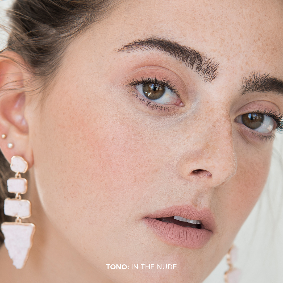 NUDIES MATTE BLUSH & BRONZE (RUBOR Y BRONCEADOR EN BARRA)
